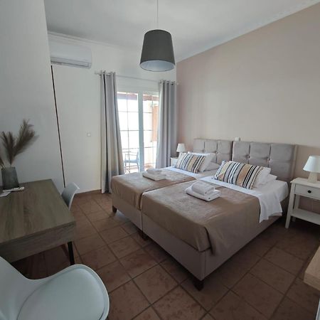 Nereides Apartments Agios Gordios  Exterior photo
