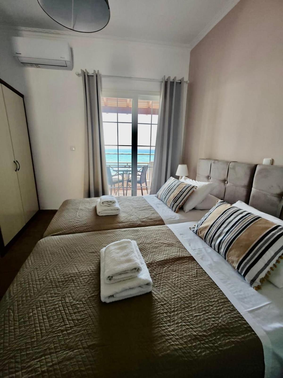 Nereides Apartments Agios Gordios  Exterior photo